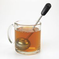 OXO Good Grips Twisting Tea Ball N8
