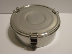 1 Quart Round Flan Pan with Straight Sides 6 Inches Diameter Stainless Steel with Locking Top N2