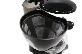 Elite Cuisine EHC-2022 Maxi-Matic 4 Cup Coffee Maker with Pause and Serve, Black N2