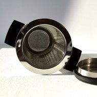 The Tea Makers of London Stainless Steel Tea Strainer With Anti Slip Handles - 0.5Mm Micro Filter - Black N4