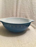 Vintage 1950's Pyrex Butterprint 4 Quart Cinderella Mixing Nesting Bowl #444 - Teal &amp; White N2