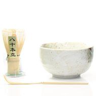 Matcha Tea Ceremony Gift Set with Chasen Whisk, Scoop &amp; Holder (4, Green) N3