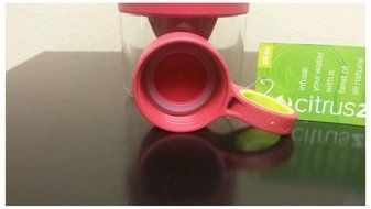 Anything Citrus Zinger Juicer Infuser, Pink Water Bottle BPA Free Plastic N5