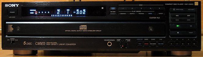 Sony CDP-C705 5-disc changer with 18bit linear and optical digital output