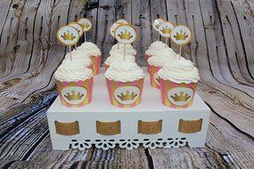Angel - 25 Cupcake Toppers, 1 Cake Topper/ Bunting, 1 Cake Frill N9