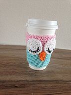 Crochet sleepy owl cup cozy in pink and light blue N3
