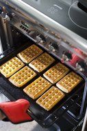 Lekue Silicone Waffle Mold, Model # 0215000R01M017, Red, Set of 2 N3