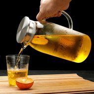 Artcome 1.8 Liter Hand Made Glass Pitcher Iced Tea Pitcher with Stainless Steel Strainer Lid N5