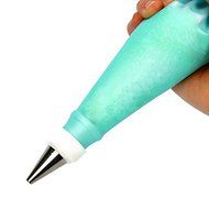 Yunko 8 Piece Cake Decorating Set-Reusable Silicone Pastry Bag and Icing Piping Nozzles Tips Set for Sugarcraft...
