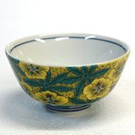 Kutani Pottery Yellow flowers bowl from Japan SMS-3 N2