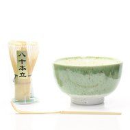 Matcha Tea Ceremony Gift Set with Chasen Whisk, Scoop &amp; Holder (4, Green) N6
