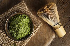 Helen Chen&rsquo;s Asian Kitchen Traditional Matcha Tea Mixer Whisk, Natural Bamboo, 4.5-Inch N6