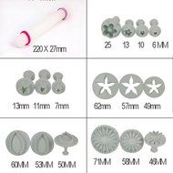 Leegoal Cake Tools 14 sets (46pcs) Flower Fondant Cake Sugarcraft Decorating Kit Cookie Mould Icing Plunger Cutter... N3