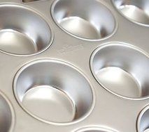 Fox Run Stainless Steel Muffin Pan 12, Bakeware, New