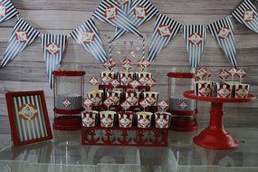 Angel - 25 Cupcake Toppers, 1 Cake Topper/ Bunting, 1 Cake Frill N16