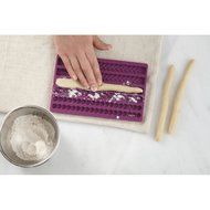 Wilton Decorative Pie Crust Impression Mat N7