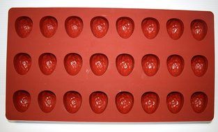 Silicone Small Strawberry Mold 24 Cavities