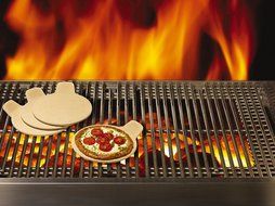 Brick Oven Mini Round Grilling Stones (8-Inch, Red, Set of 4) N2