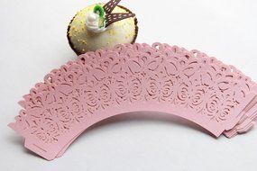 Kuke 24 pcs ET Alien Face Laser Cut Cupcake Wrappers Cupcake Liners Muffin Container for Baby Shower Baby Birthday... N9