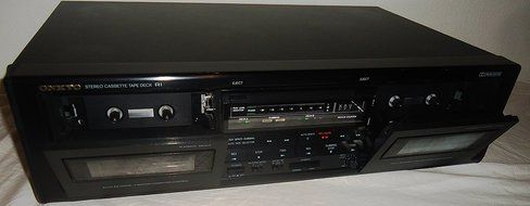Onkyo TA-RW303 Dual Cassette Stereo Tape Deck With Auto Reverse and AV Cables Music Audio Sound - VERY RARE N7