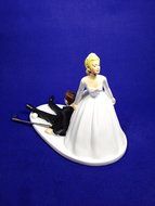 Bride and Groom Golf Wedding Cake Topper - Funny Golf Wedding Cake Topper - Golf Loving Groom Being Dragged By... N8