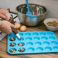 Ylife Large Mini Muffin Pans - Top Non Stick Bakeware for Muffins, Cakes and Cupcakes - 24 Cups Texas Jumbo Silicone... N2