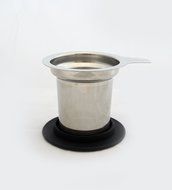 the Grindstone, Universal Tea Infuser, Easy Brewing of Loose Leaf Teas, Stainless Steel with Black Lid (New Item) N2
