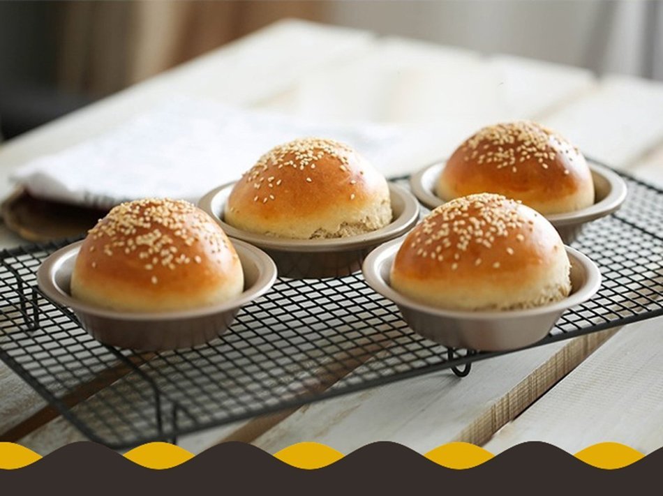 MyLifeUNIT Nonstick Mini Pie Pan, 6 inch Bun Mold Pan, Gold N3