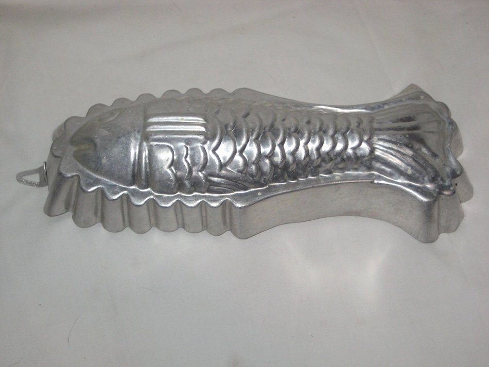 Vintage Lightweight Aluminum FISH 12x4x3" Cake Baking Pan Jell-O Mold - Italy N2