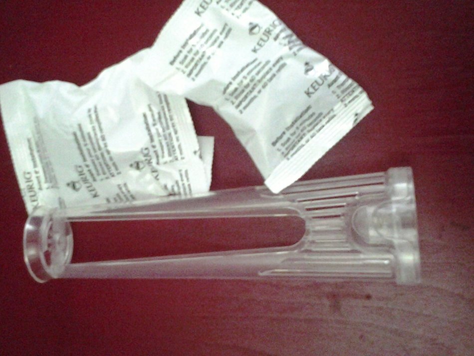 Water Filter Starter Kit for Keurig Coffeemakers for All Keurig 2.0 Brewers! - 2 Water Filters By Keurig and Holder... N3
