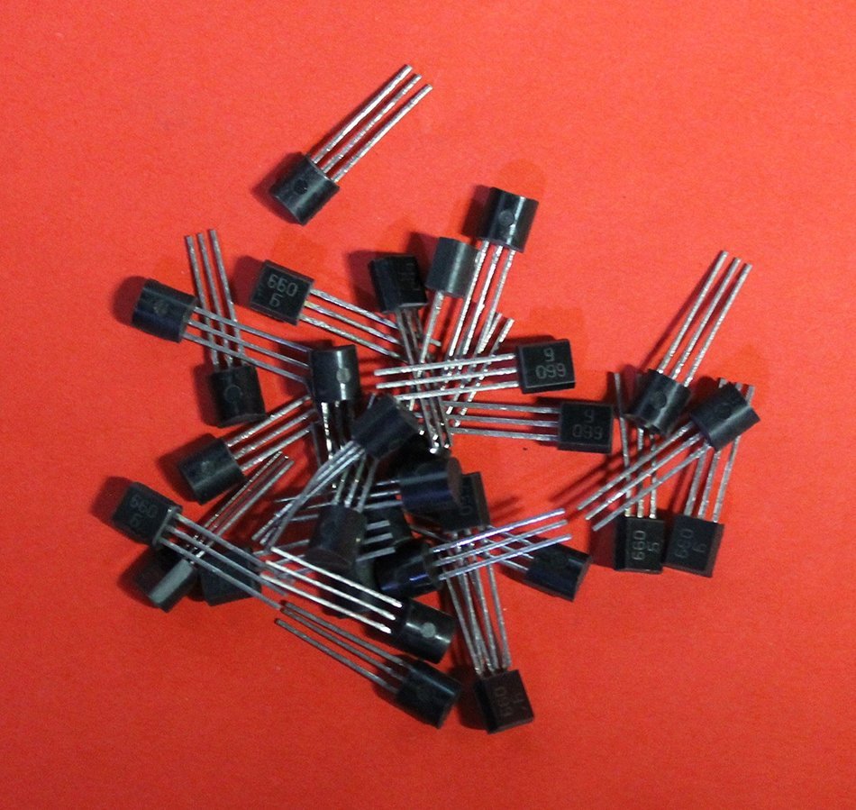 KT660B analogue 2SD734, BC223A, BC223B, BC338 Transistor silicone USSR 30 pcs