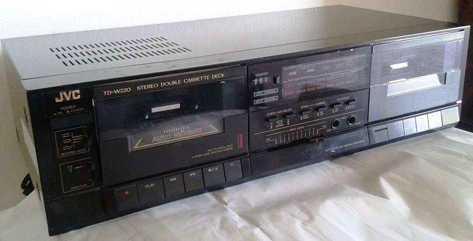 JVC TD-W220 Recordable Stereo Double Cassette Tape Deck Complete with Audio Vido Cables and Digital PDF Service... N4