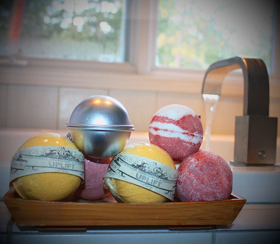 Bath Bomb Mold, (2 Pieces Per 1 Set) Perfect for Round Sphere Shaped Bath Bombs (1, 1) N6