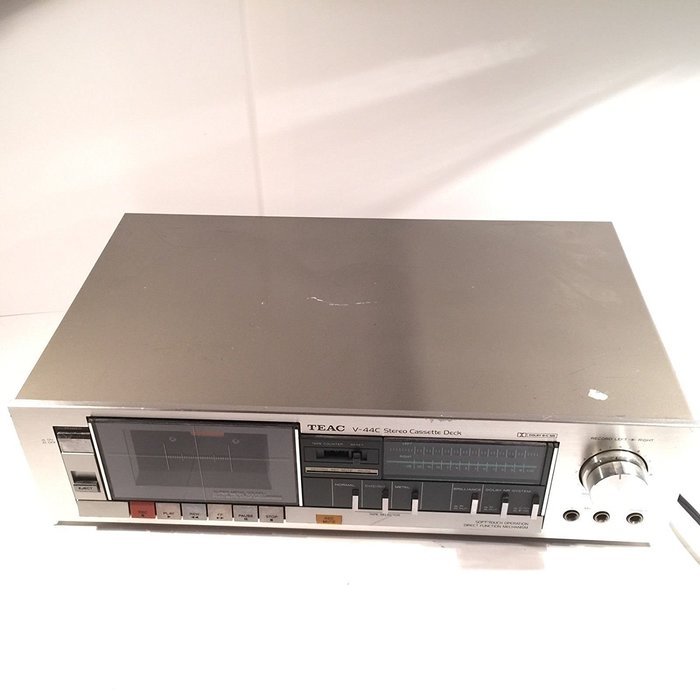 TEAC Cassette Deck Model V-44C Vintage Silver Face N5