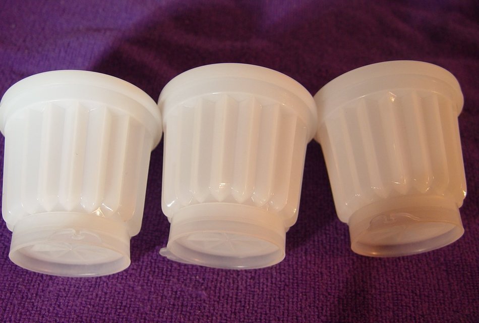 3 Tupperware Sheer Individual Jel-ette Mini Mold Parfait Pudding Jello Cups