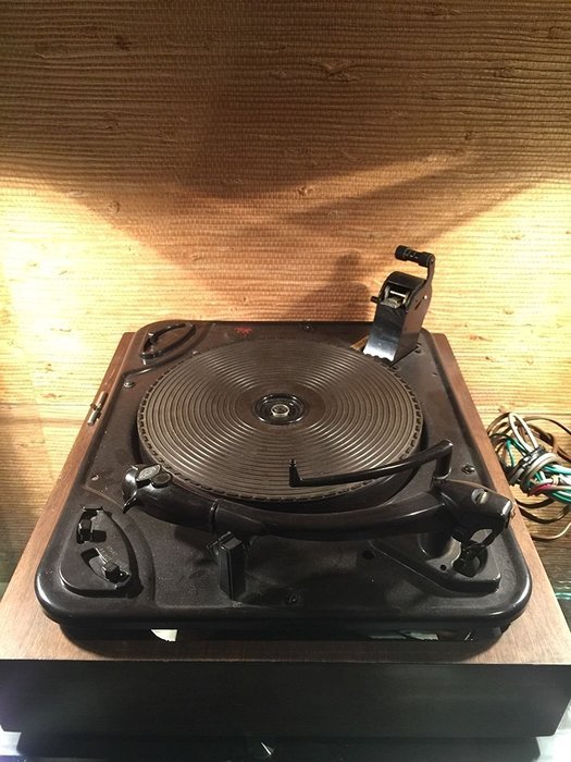 Gerrard Model RC88/4 Vintage Turntable Made England Shure Stylus Record Player N3