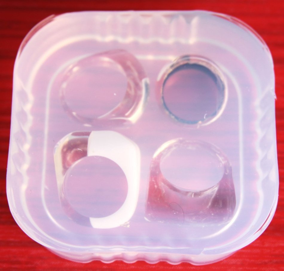 Clear-silicone rings Molds 4pc size 6 7 8 9. (318) N4