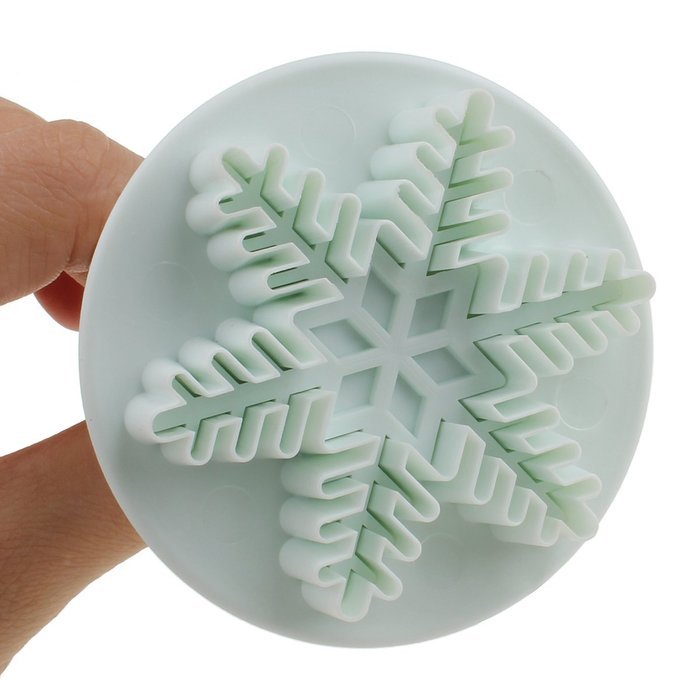 Set of 3 Snowflake Plastic Cake Cookie Fondant Cutter Plunger Molds with Stylus N2