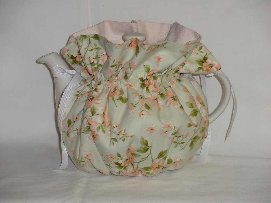 Pretty Pink Floral on Green 6 Cup Reversible Tea Pot Cozy