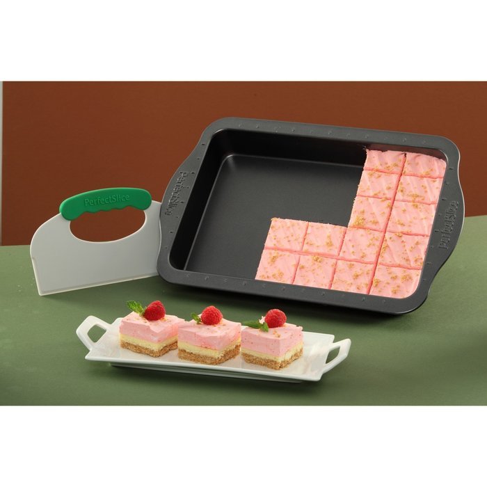 Perfect Slice Roaster Pan with Tool by Berghoff Large N6