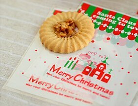 100 PCS Lovely Cute Bowknot OPP Self Adhesive Cookie Bakery Candy Biscuit Roasting Treat Gift DIY Plastic Bag... N52