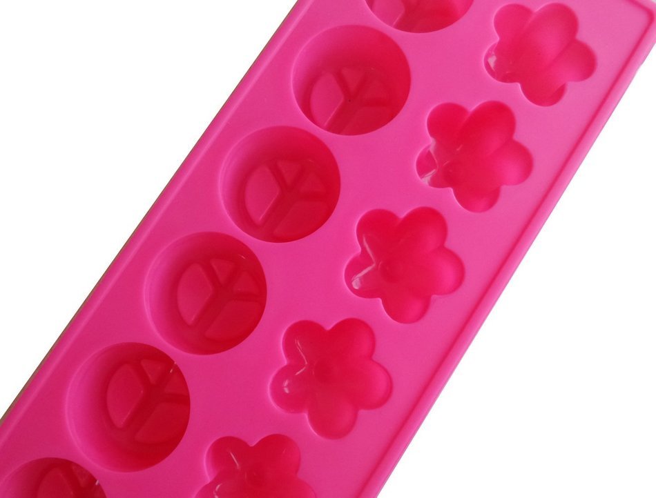 Yunko 12 Cavity Peace Sign and Flowers Silicone Chocolate Mold Ice Cube Jelly Mold Candle Mold Soap Mould