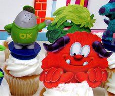 MONSTERS UNIVERSITY 14 Piece Birthday CUPCAKE Topper Set Featuring 8 Monsters University Figures and Decorative... N5