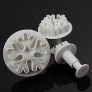 Whitelotous Christmas Theme Cookie Cutters - Plastic Fondant Cake Sugarcraft Cutter Decorating Baking Mold Plunger... N13
