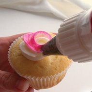 Thiroom Piping Tips 52pcs Stainless Steel Cake Decorating Tips Set DIY Icing Piping Nozzles with Flower Nail Coupler... N7