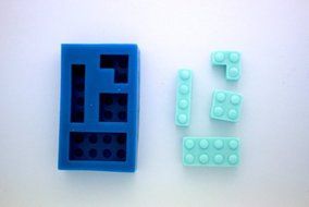 LEGO / LEGOS BUILDING BLOCKS SILICONE MOLD FOR FONDANT, GUM PASTE, CHOCOLATE, HARD CANDY, FIMO, CLAY, SOAPS