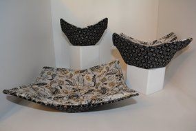Microwave Bowl Cozies // Reversible // Set of 3 // 1 Small Bowl Cozy // 1 Medium Bowl Cozy // 1 Dinner Plate Cozy... N32