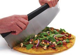 Broil King 69805 Mezzaluna Pizza Cutter N3