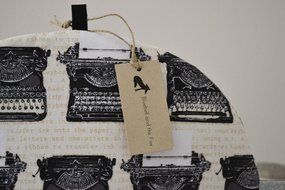 Vintage Typewriters Artisanal Tea Cozy - Black White Cream Cotton Print - Homage to Ana&iuml;s Nin &amp; Henry Miller -... N3