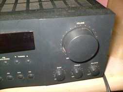 MITSUBISHI RECEIVER M-VR400 WITH ORIGINAL REMOTE N3